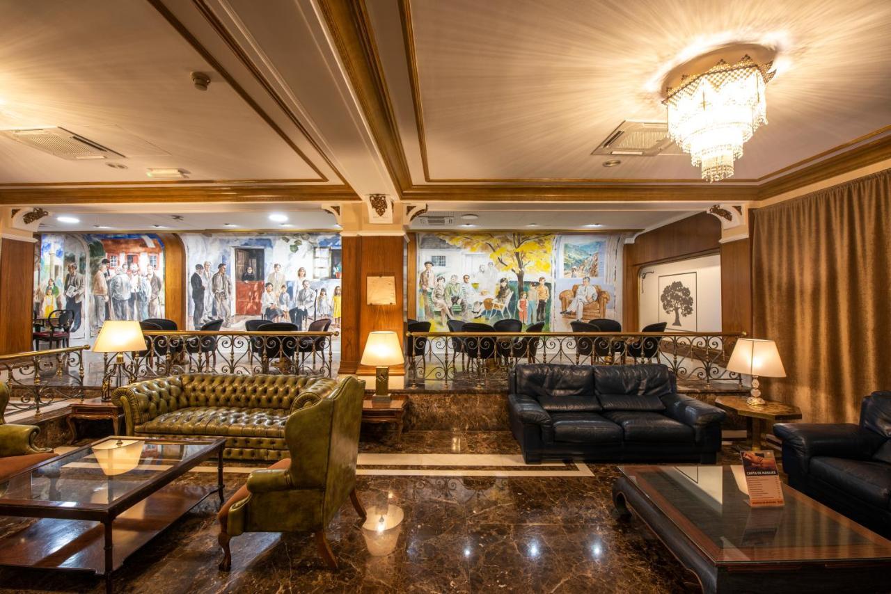 Hotel Eurostars Araguaney Santiago de Compostela Exteriér fotografie Lobby