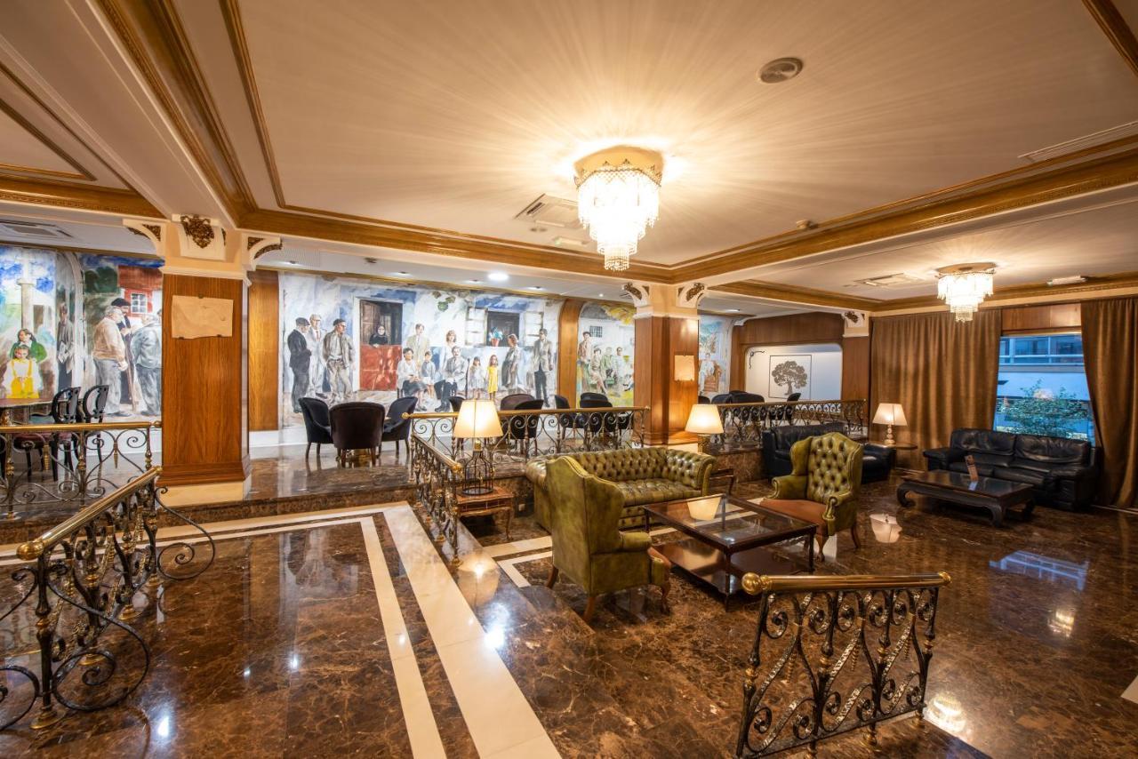Hotel Eurostars Araguaney Santiago de Compostela Exteriér fotografie Lobby
